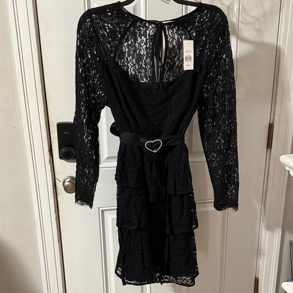 Fashion to Figure Black Lace Long Sleeve Dress